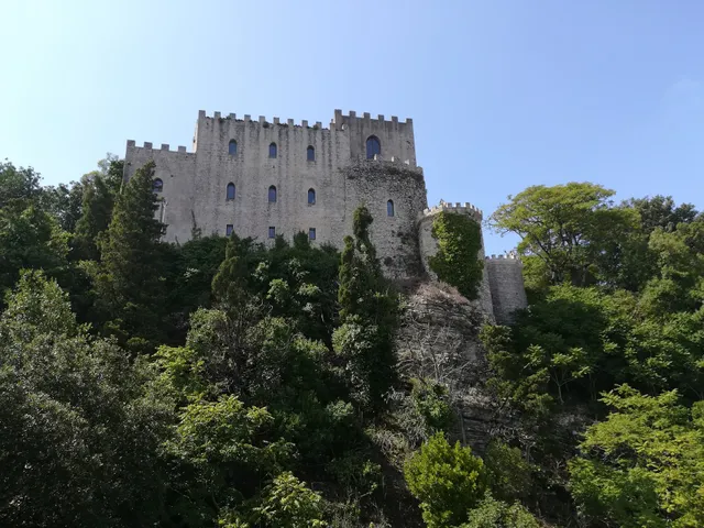Casa Vacanza La Pineta dello Stagnone