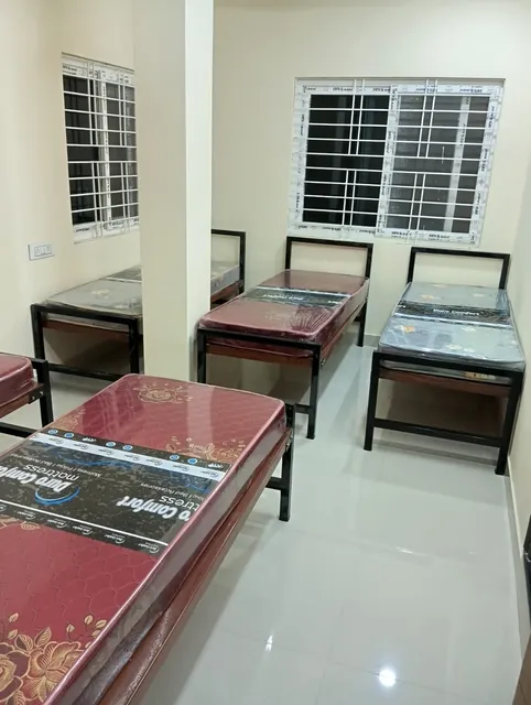 Sri Shiva Balaji Men's hostel