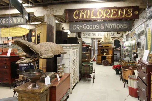 Rivertowne Antique Center