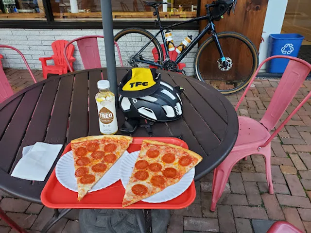 La Familia Pizza & Pasta of Pound Ridge