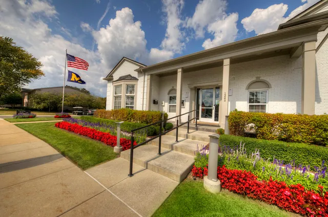 Woodbury Gardens Apartments & Townhomes