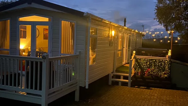 Otters Rural Retreat-Luxury Caravan & Hot Tub hire In Northumberland