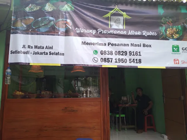 Warung Prasmanan Mbok Rubes Setiabudi
