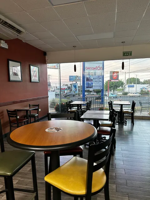 Subway • Plaza Santo Domingo