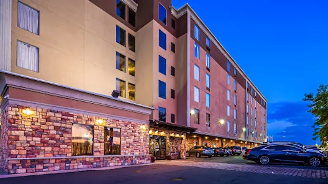 Best Western Plus Newark Airport West