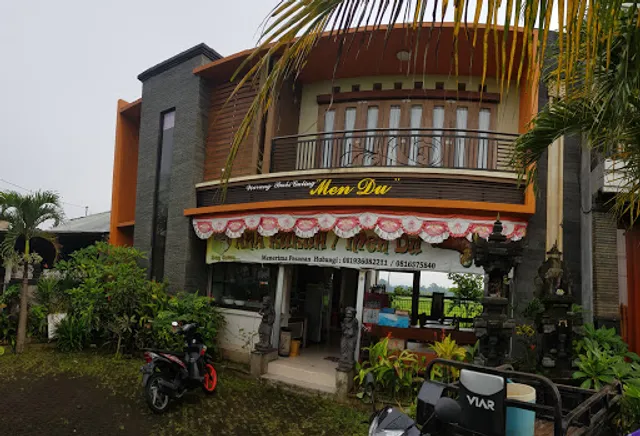 Warung Babi Guling Men Du