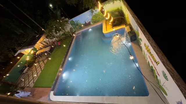 Vartak Cottage Near Varsoli Beach