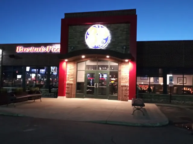 Boston's Pizza Restaurant & Sports Bar
