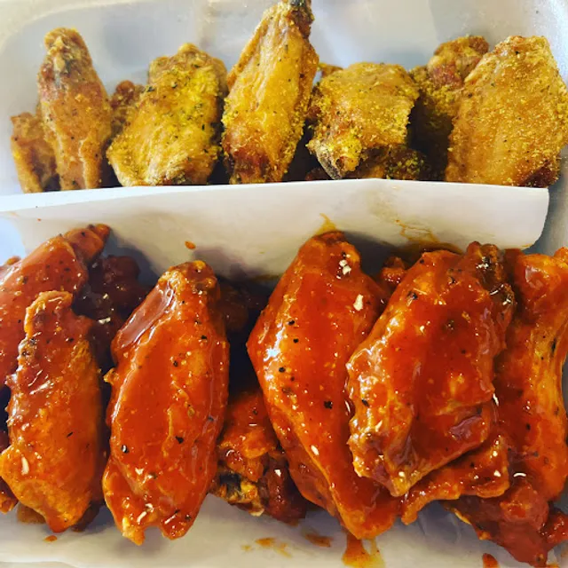 Noisy Wings South End