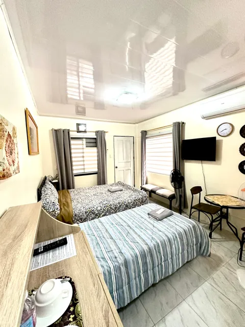 Topaz bed and Breakfast Hotel