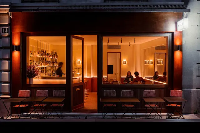 HIRU Paris Montmartre