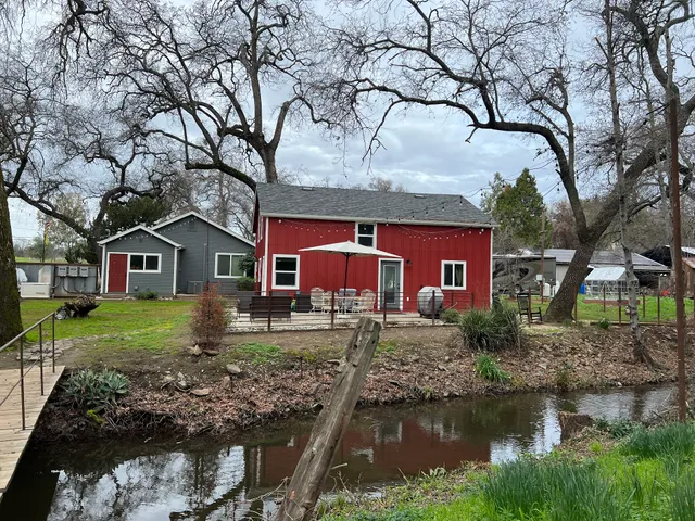 Hidden Falls Farmhouse