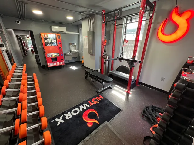 HOTWORX - West Columbia, SC (River District)