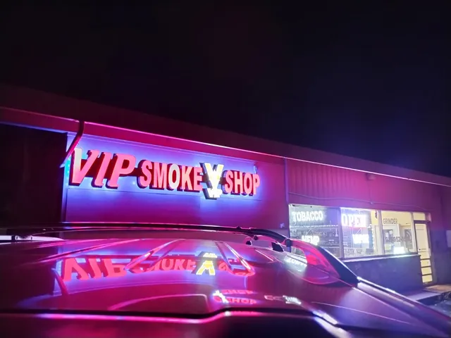 VIP Smoke Shop - Sidney