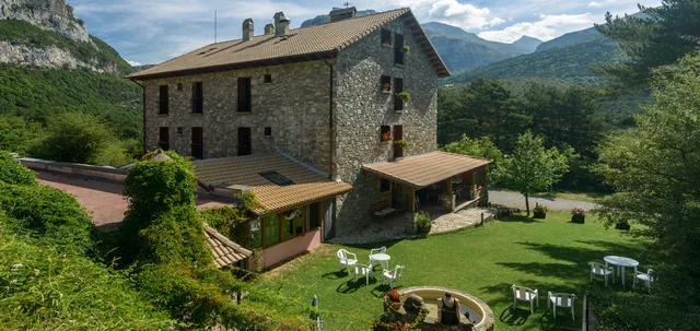 Hotel de Montaña Usón