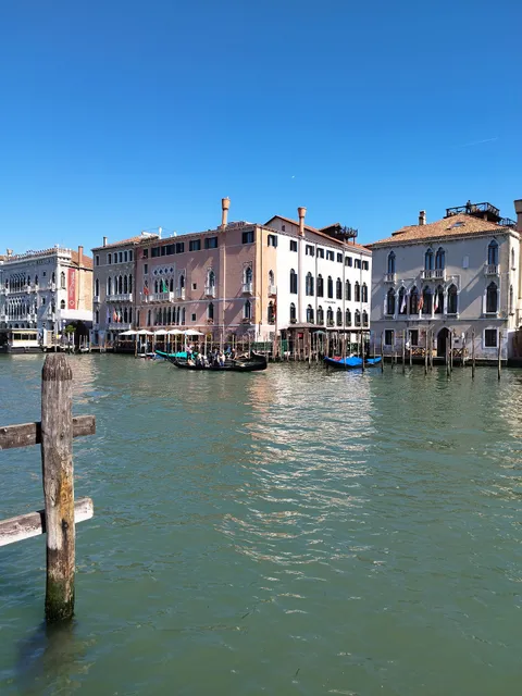 Gondola Traghetto di Santa Sofia