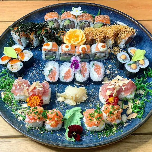 Sushi Lab - Oriental premium por Cris Meotti