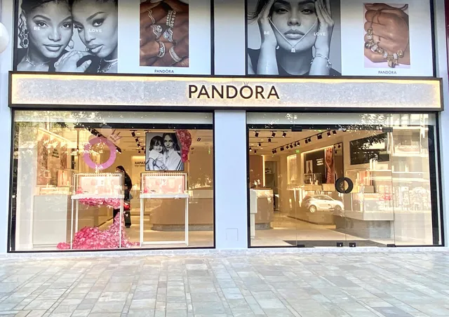Pandora Concept Store