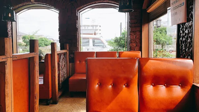 Coffee and Wine モンドール