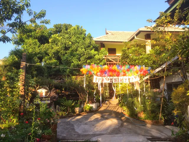 Bann Din Chiang Rai (บ้านดินเชียงราย_ห้าแยกพ่อขุน)