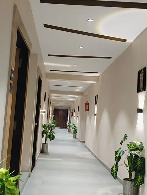 Hotel Royal krishna