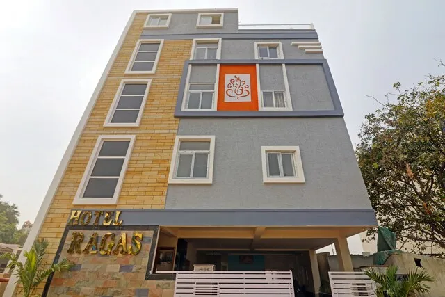 Capital O 78864 Hotel Ragas