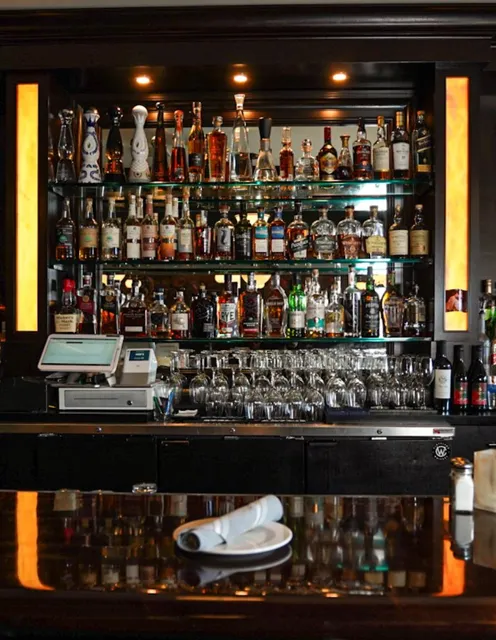 Hoof's Restaurant & Bar