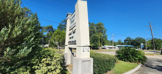 Traveler's Rest Motel