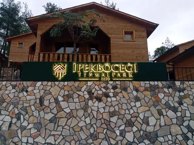 İPEKBÖCEĞİ PARK