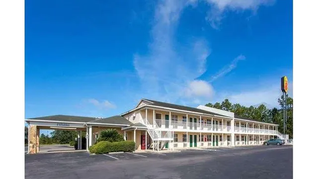 Super 8 by Wyndham Monticello