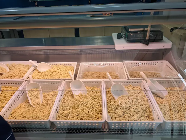 Le Mani In Pasta Srls