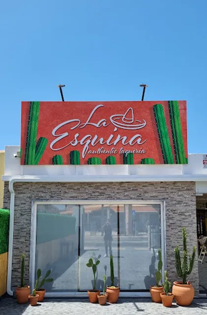 La Esquina Authentic Taqueria