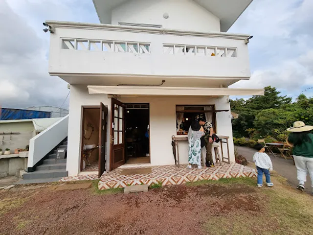 Gamttanam (orange picking)