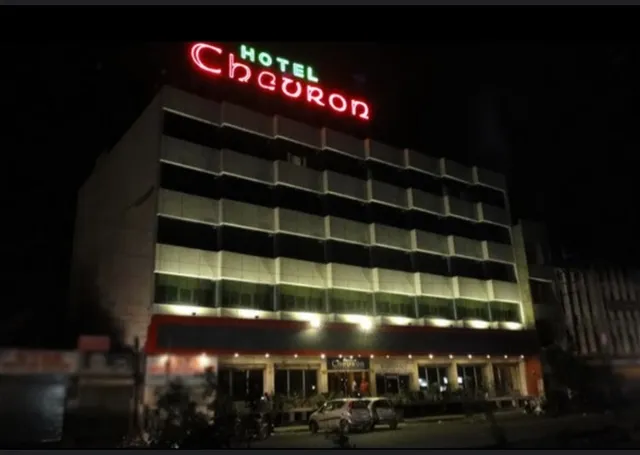 Hotel Chevron International