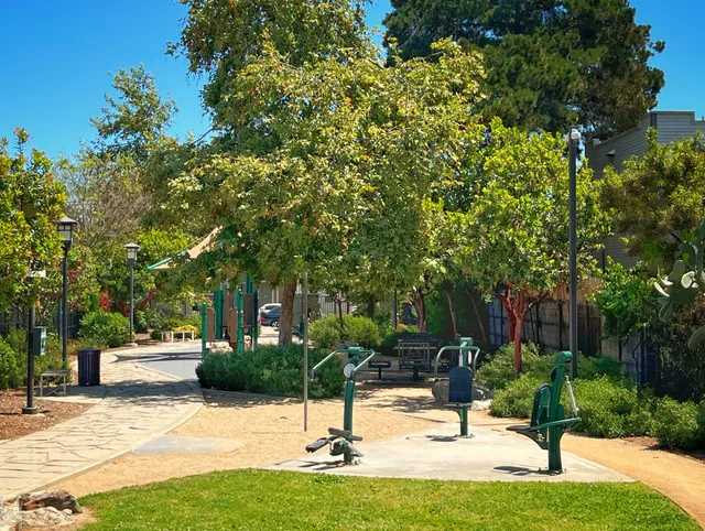 Craftsman Village Park