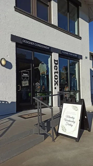 Detox Designer Resale Boutique