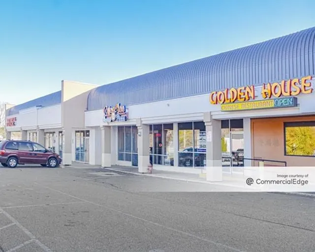 Grand River Plaza Shopping Center