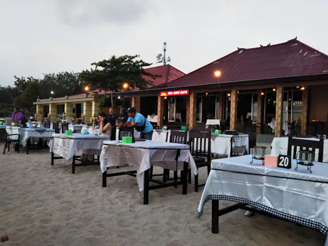 Sea Side Cafe