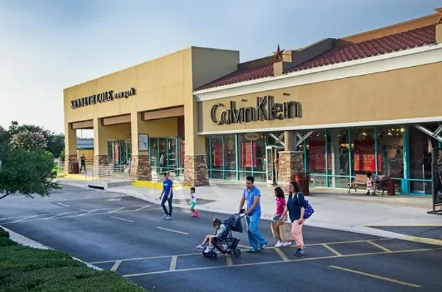 Tanger Outlets San Marcos