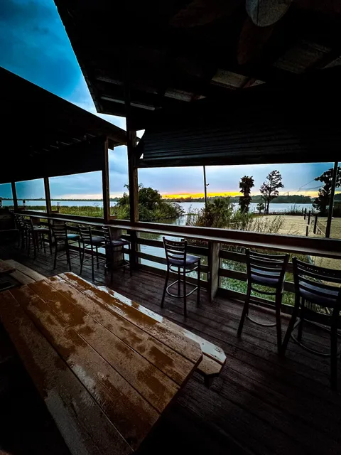 Pier House Restaurant Bar