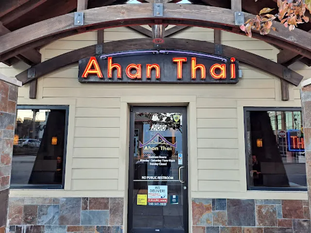 Ahan Thai Kitchen