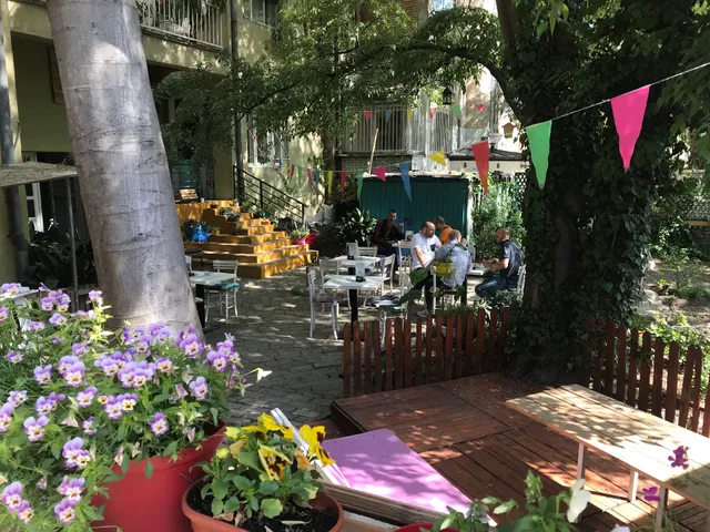 Apartment Square Nine