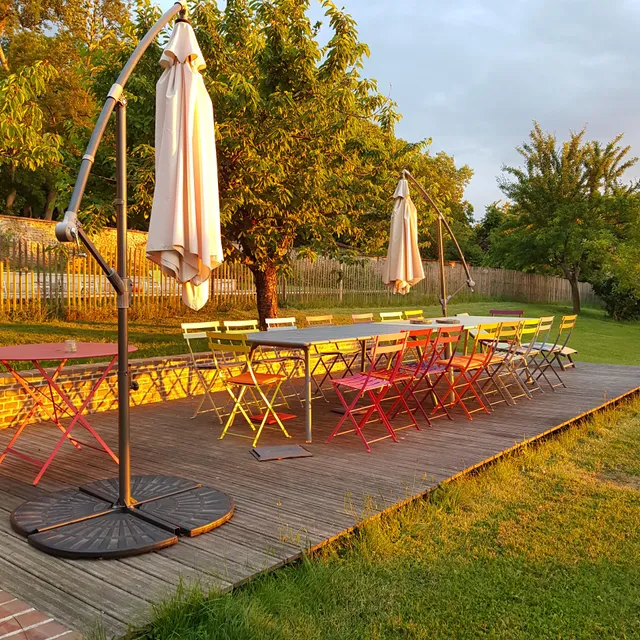 Domaine de la Trémellerie - Gite location hébergement maison vacances grande capacité piscine-Stage de bien être et de développement personnel YONNE