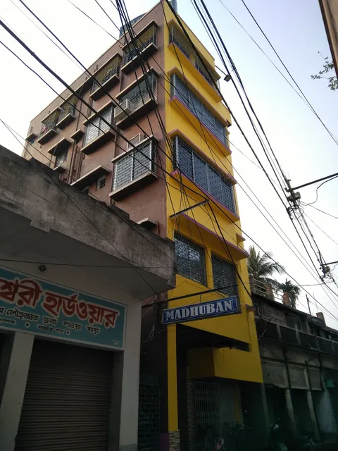 Madhuban Lodge And Restaurant