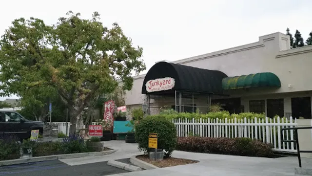 Junkyard Cafe