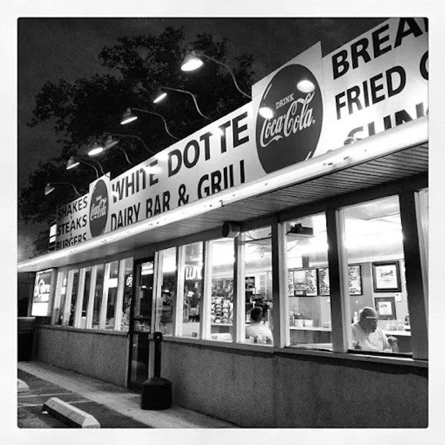 White Dotte Dairy Bar