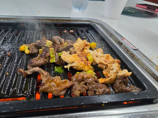 Hong Kong Kitchen (港厨）