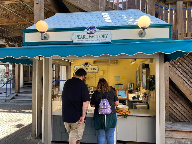 Pearl Factory - Hawaii's Original Pearl-In-The-Oyster