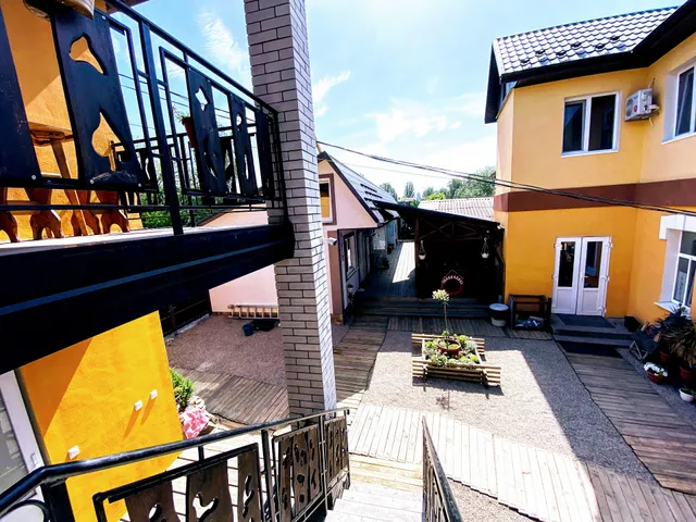 Лиепайская, 95