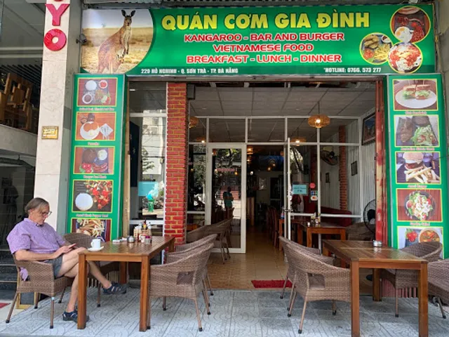 Kangaroo Bar & Burger